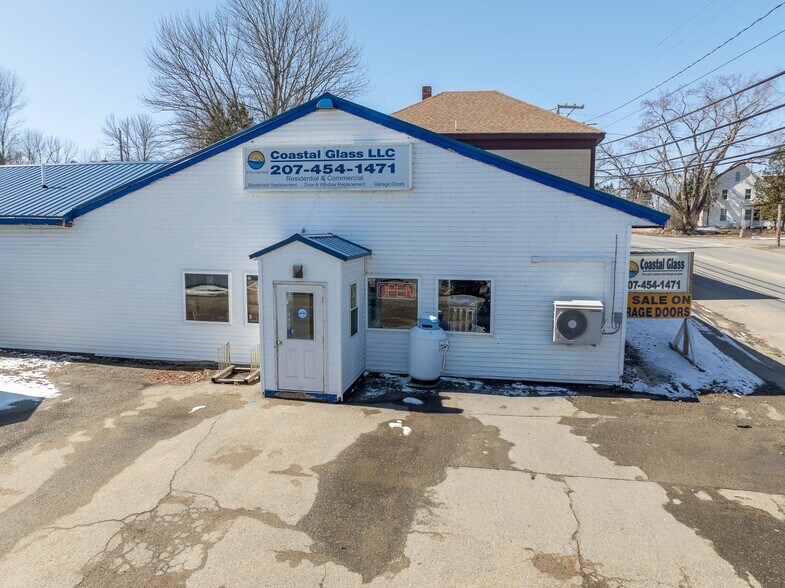 More Photos Of 484 North St, Calais General Retail For Sale