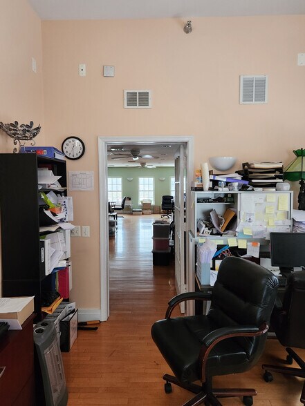 More Photos Of 4700 Erie St, College Park Office For Sale