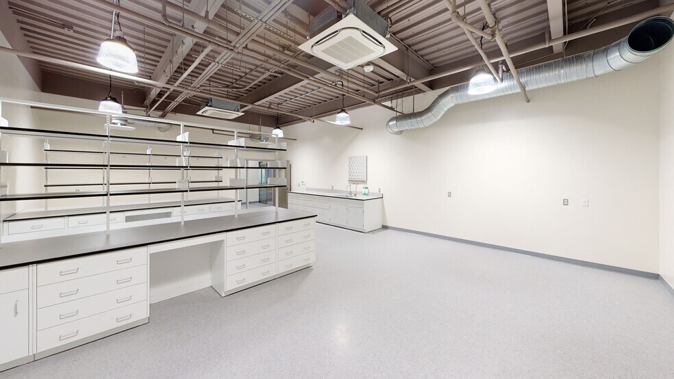 More Photos Of 7495 New Horizon Way, Frederick Research And Development For Lease