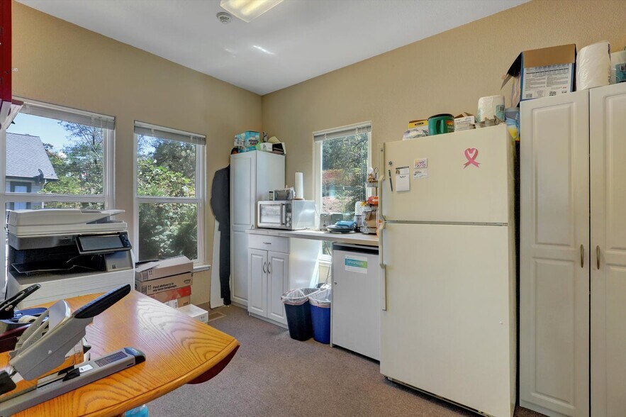 More Photos Of 231 E Main St, Grass Valley Office For Sale