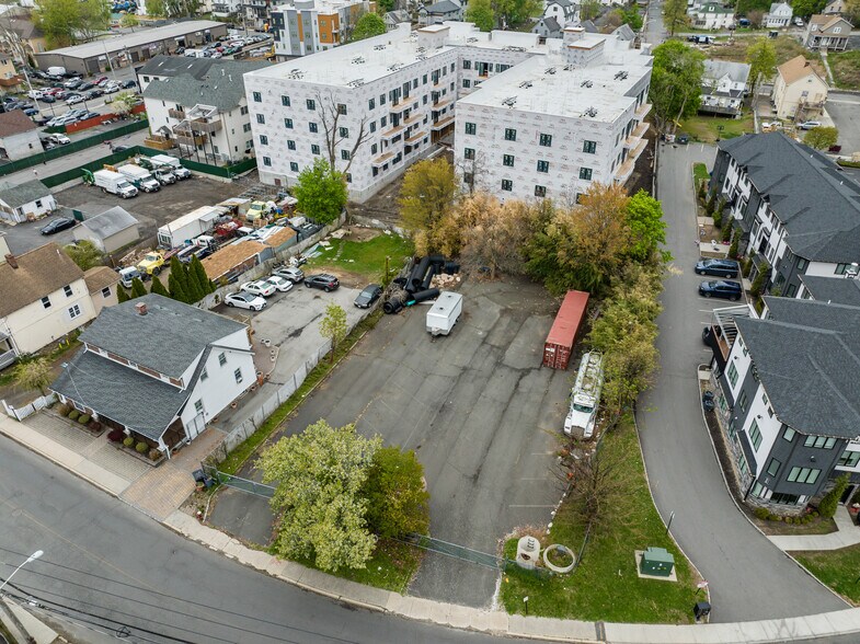 More Photos Of 41 N Madison Ave, Spring Valley Land For Lease
