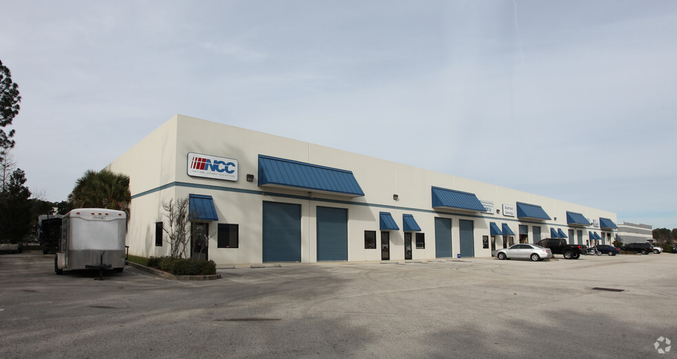 More Photos Of 5570 Florida Mining Blvd S, Jacksonville Warehouse For Lease