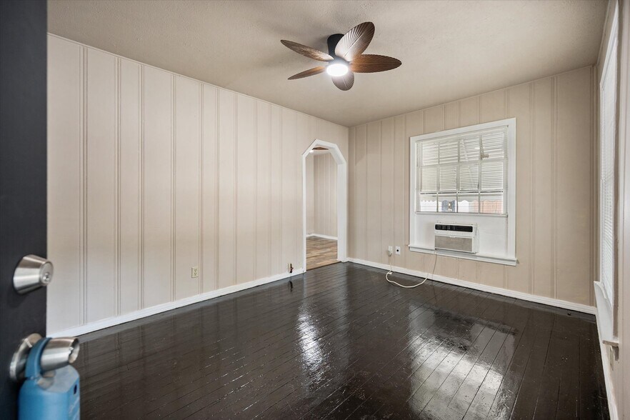 More Photos Of 3837 Earl St, Fort Worth Multifamily For Sale