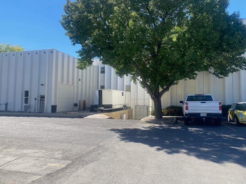 More Photos Of 1453 W 820 N, Provo Manufacturing For Sale