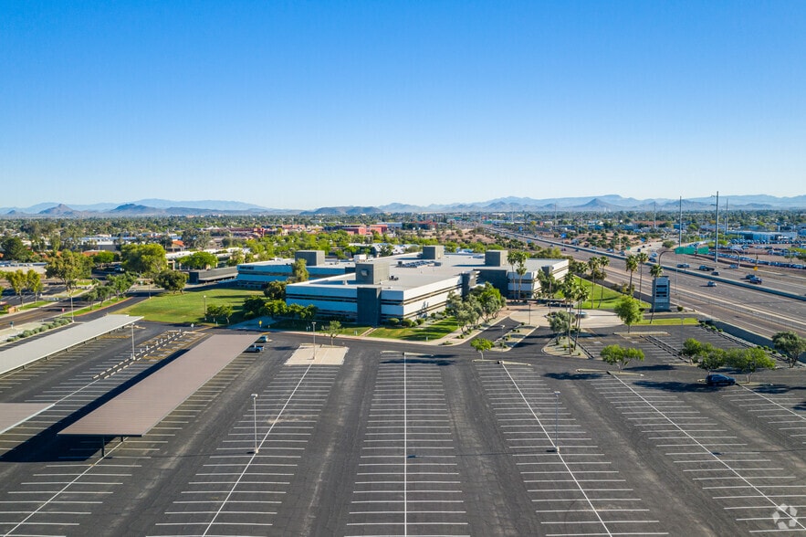 More Photos Of 16404 N Black Canyon Hwy, Phoenix Office For Lease