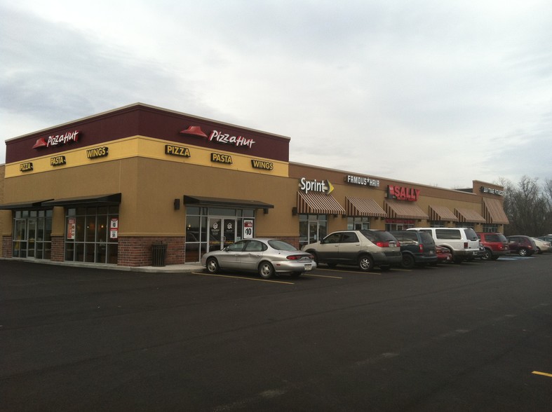 Primary Photo Of 218 Park Dr, Weirton General Retail For Lease