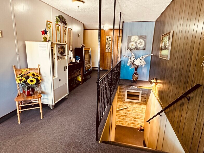 More Photos Of 107 E Main St, Bison Hotel For Sale