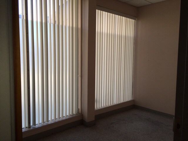 More Photos Of 18 Dartmouth St, Malden Storefront Retail Office For Lease