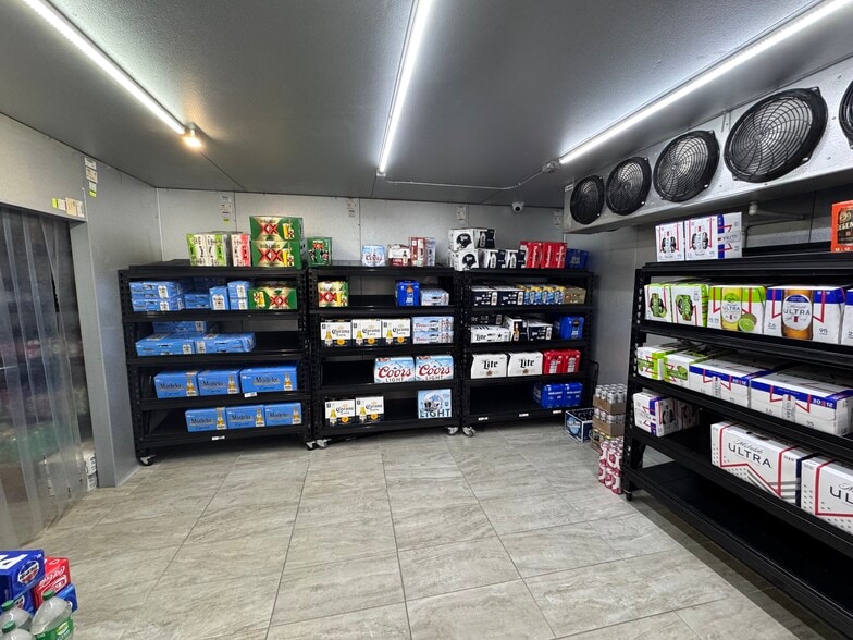 More Photos Of 5315 Troup Hwy, Tyler General Retail For Sale