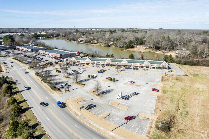 More Photos Of Camp Creek Dr @ Highway 78, Olive Branch Unknown For Lease