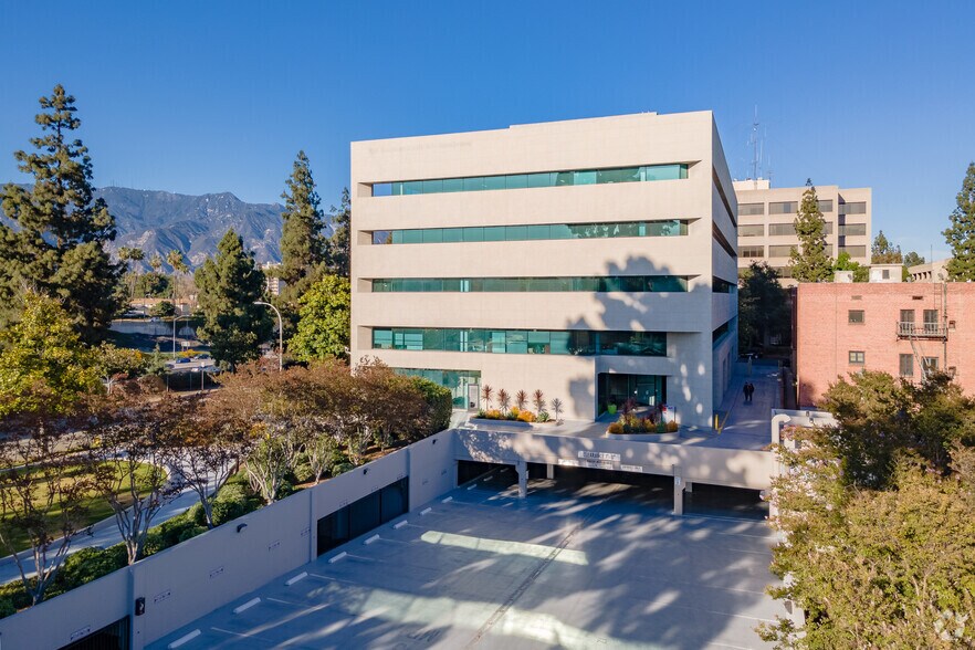 More Photos Of 299 N Euclid Ave, Pasadena Office For Lease