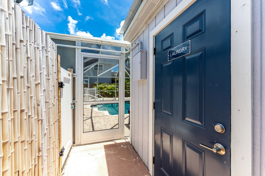 More Photos Of 1130 Gulf Blvd, Englewood Apartments For Sale