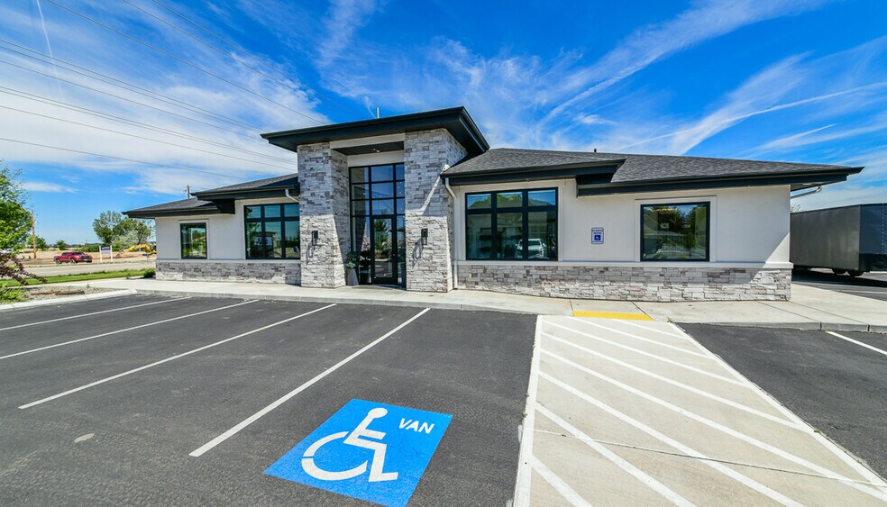 More Photos Of 3169 W Belltower Dr, Meridian Office For Sale