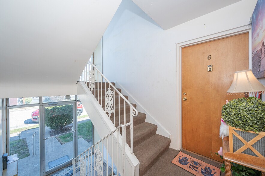 More Photos Of 325 Pike St, Reading Apartments For Sale