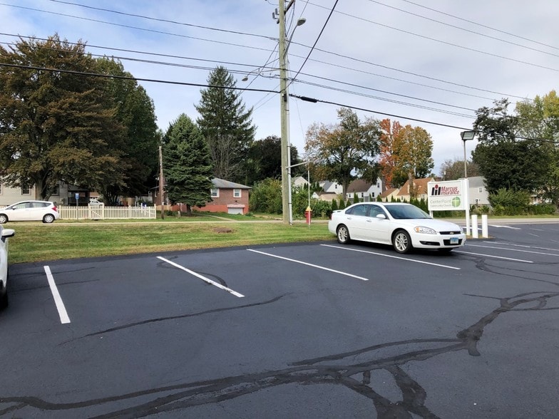 More Photos Of 840-842 Silas Deane Hwy, Wethersfield Storefront Retail Office For Sale