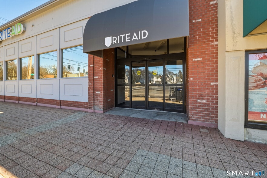 More Photos Of 3680 Main St, Stratford Freestanding For Sale