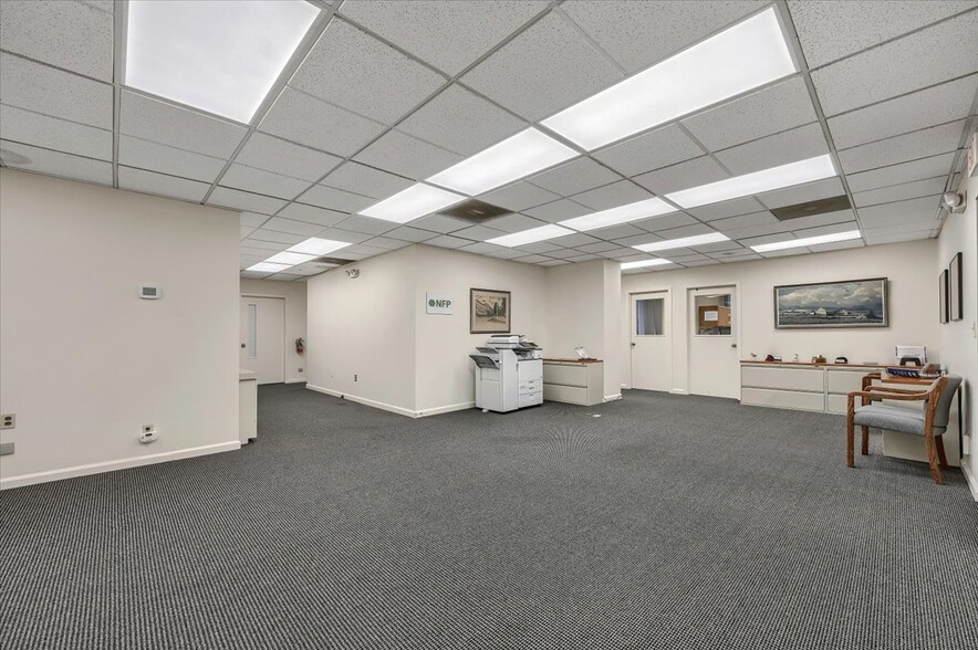 More Photos Of 515-527 Route 22, Pawling Loft Creative Space For Sale
