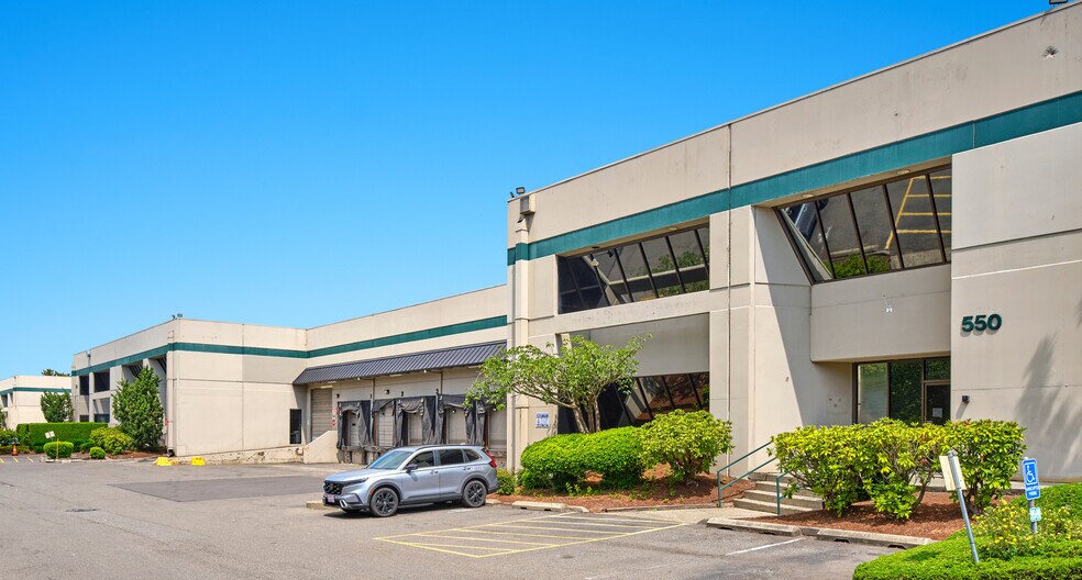 More Photos Of 510-550 Andover Park W, Tukwila Warehouse For Lease