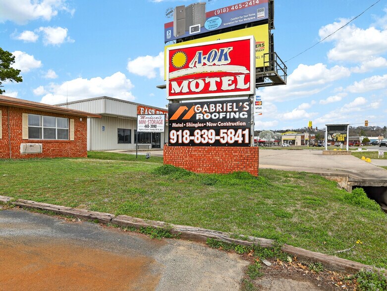 More Photos Of 509 W Main St, Wilburton Hotel For Sale