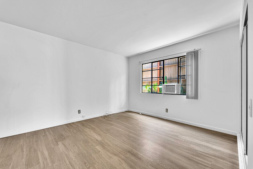 More Photos Of 2556-2664 1/2 W 5th St, Los Angeles Apartments For Sale
