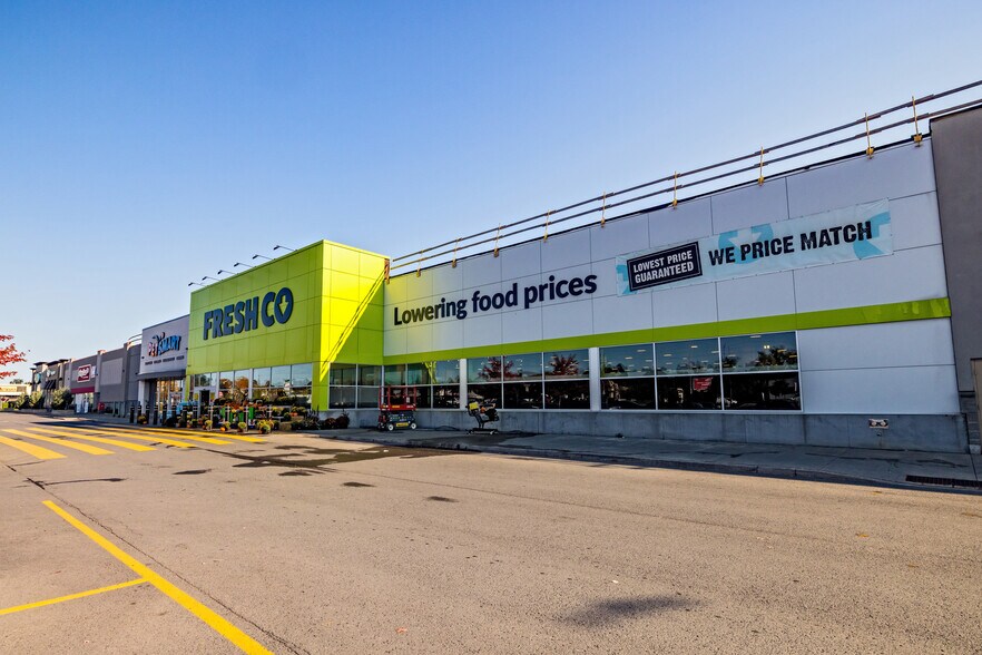 Primary Photo Of 1585-1611 Merivale Rd, Ottawa Unknown For Lease