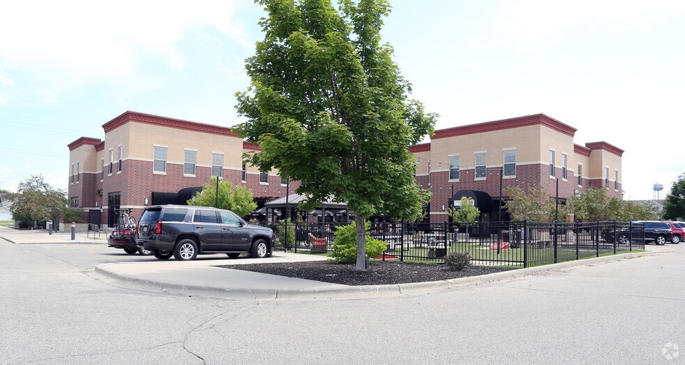 More Photos Of 804-824 Liberty Blvd, Sun Prairie Freestanding For Lease