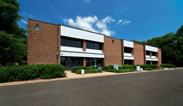 More Photos Of 2577 Interplex Dr, Trevose Medical For Lease