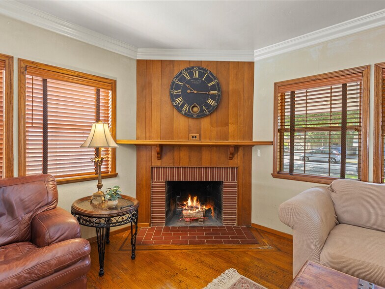 More Photos Of 331 Allen Ave, Glendale Multifamily For Sale