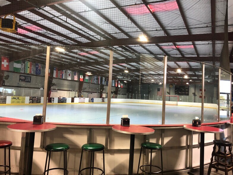 More Photos Of 1208-1214 Sunset Dr, Antioch Warehouse For Sale