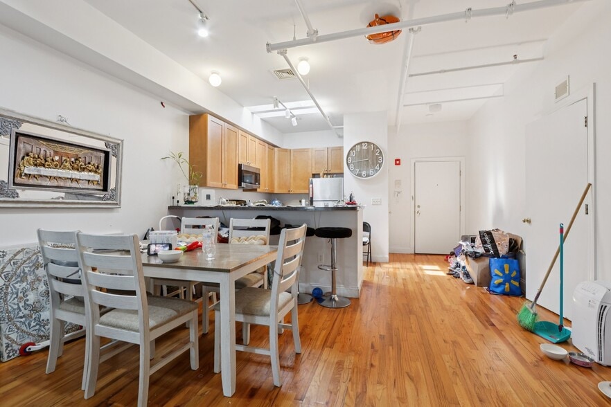 More Photos Of 378 George St, New Brunswick Storefront Retail Residential For Sale