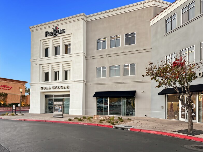 More Photos Of 170 S Green Valley Pky, Henderson Coworking Space