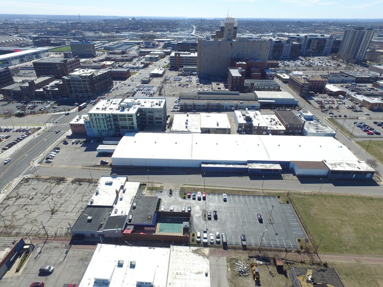 More Photos Of 2600 Samuel T Shepard Dr, Saint Louis Warehouse For Lease