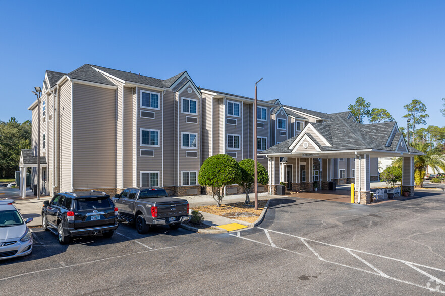 Primary Photo Of 13200 International Airport Blvd, Jacksonville Hotel For Sale