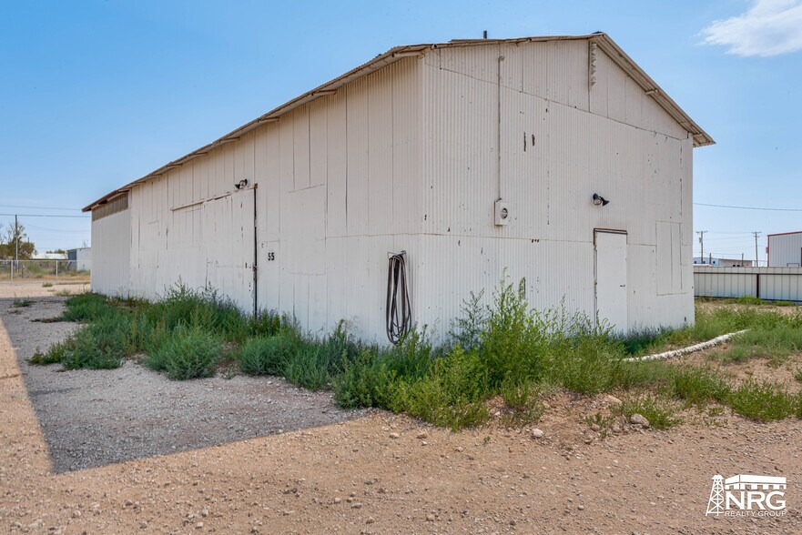 More Photos Of 1591 S US Highway 385, Andrews Warehouse For Lease