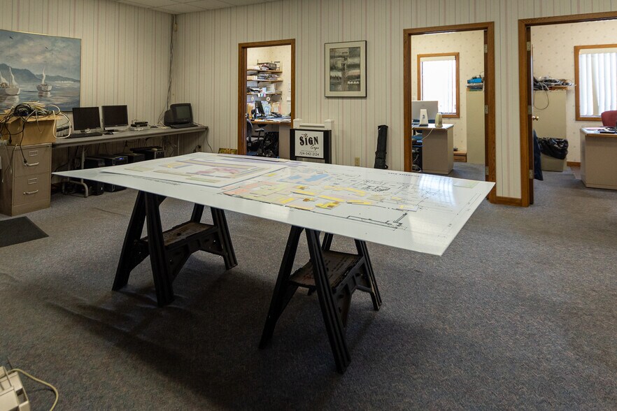 More Photos Of 1 Victor Way, Sharon Warehouse For Sale