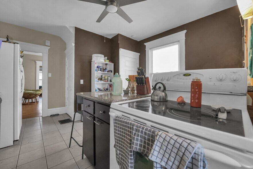 More Photos Of 2406-2408 Indianola Ave, Columbus Apartments For Sale