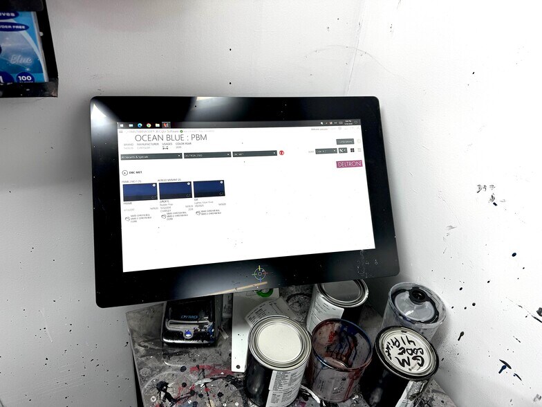 More Photos Of 5 Franklin St, Whitman Auto Repair For Sale