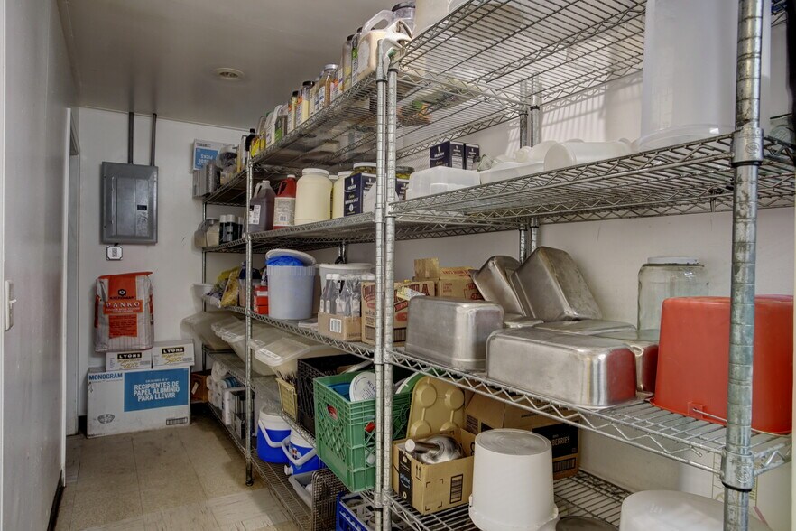 More Photos Of 2633 Holden Beach Rd SW, Holden Beach Restaurant For Sale