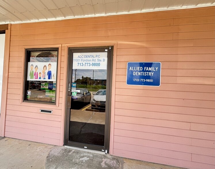 More Photos Of 11001 Fondren Rd, Houston Freestanding For Sale