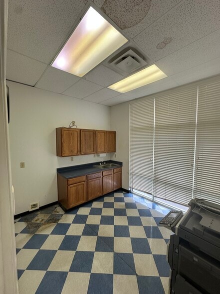 More Photos Of 493 N Front St, Memphis Office For Lease