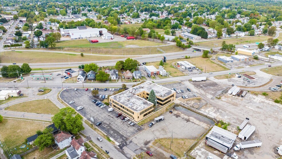 More Photos Of 195 Union St, Newark Office For Sale