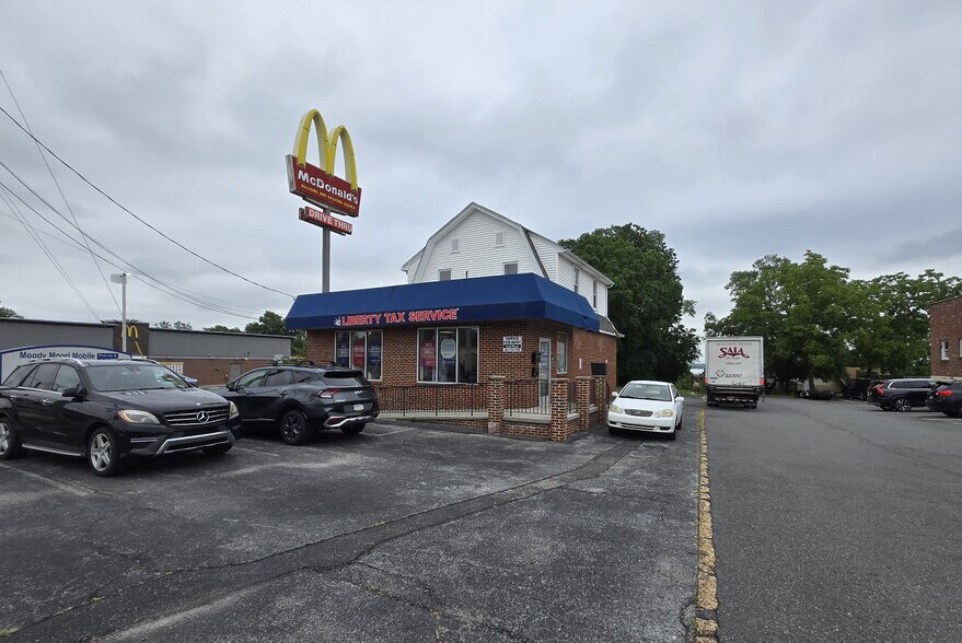 More Photos Of 2618 Philadelphia Pike, Claymont Office For Lease