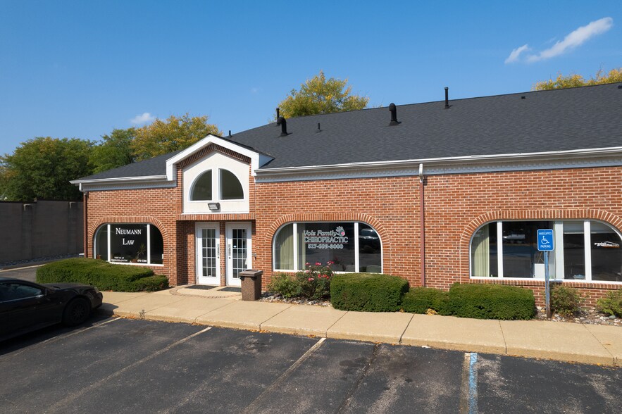 More Photos Of 1995 Cedar St, Holt General Retail For Lease