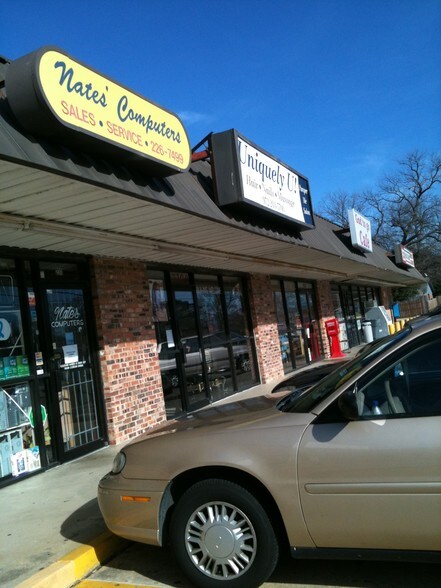 Primary Photo Of 2307-2315 Guthrie Rd, Garland Storefront For Lease