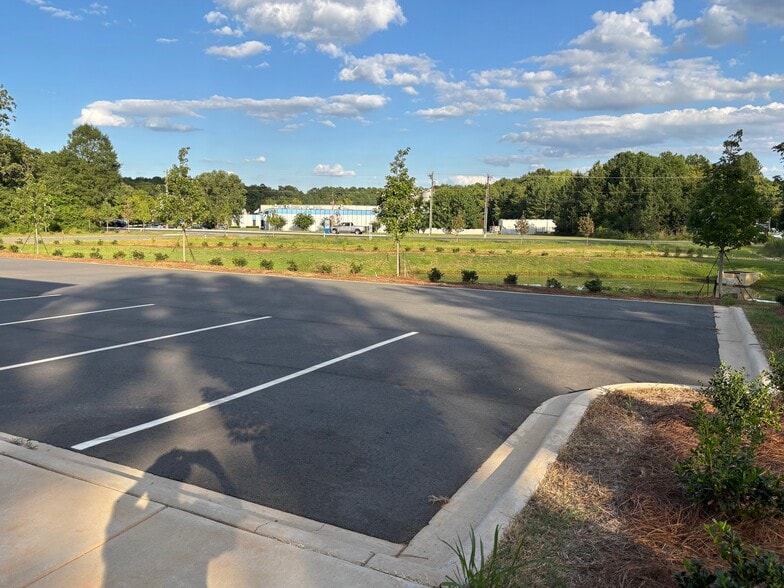 More Photos Of 3405 Wesley Chapel Stouts Rd, Monroe Warehouse For Lease