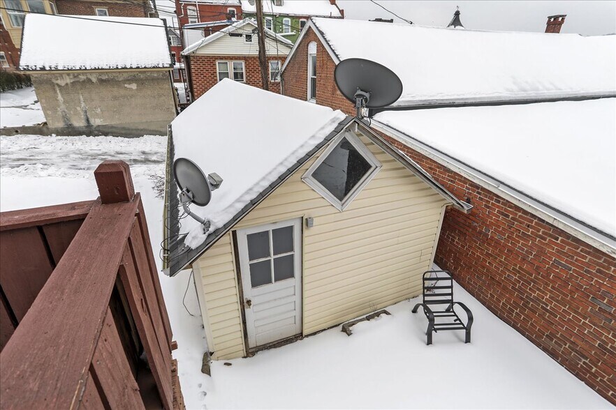 More Photos Of 229 E Union St, Cumberland Apartments For Sale