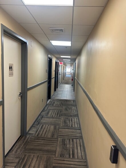 More Photos Of 84 Highland Ave, Salem Medical For Lease