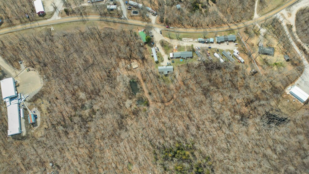 More Photos Of Eastwood Dr, Eldon Manufactured Housing Mobile Home Park For Sale