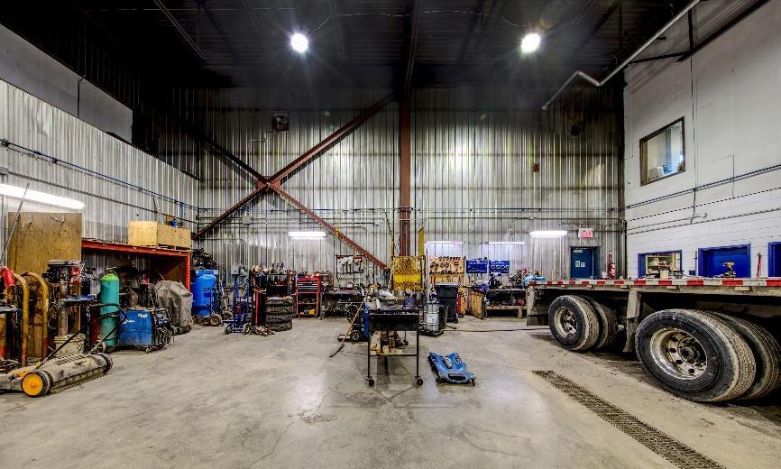 More Photos Of 140 Rue Des Entreprises, Sainte-anne-des-plaines Service For Lease