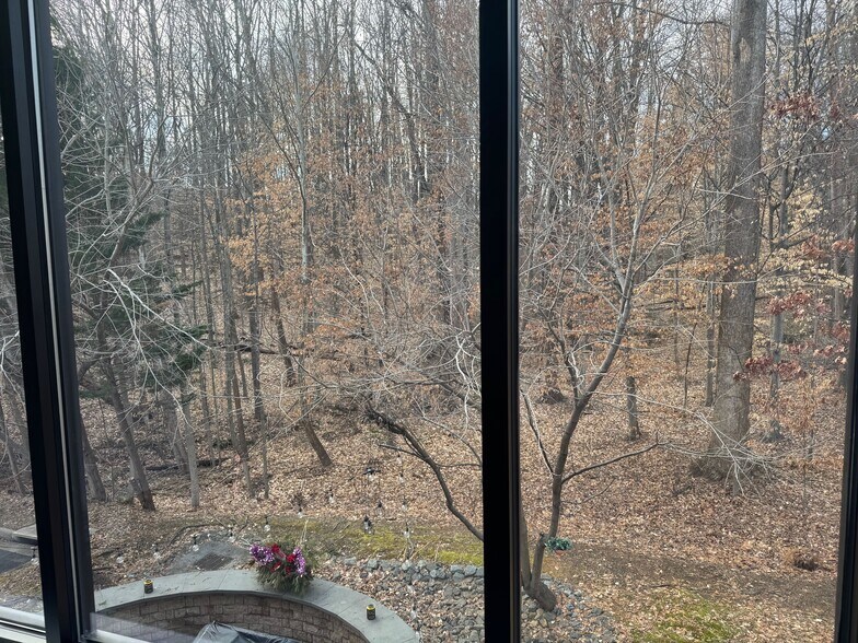 More Photos Of 3317 Berkmar Dr, Charlottesville Office For Lease